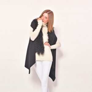 cod. 17/32 – color Black – Cashmere fantasy vest rimmed with mongolia